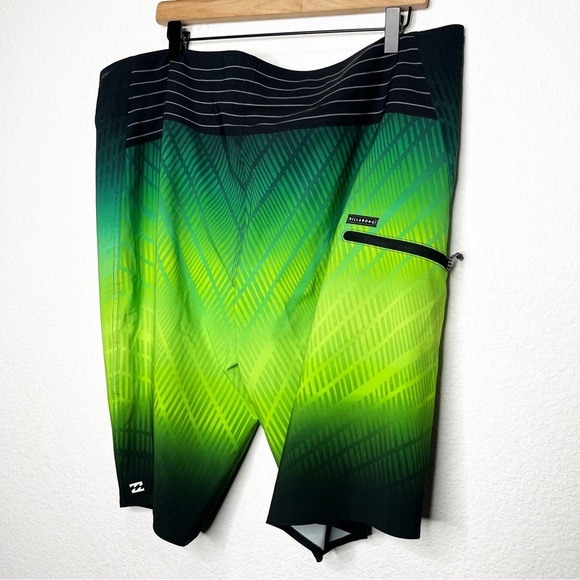 NWT Billabong Fluid Pro Swim Trunks Recycler Boardshorts 20" - Picture 7 of 13